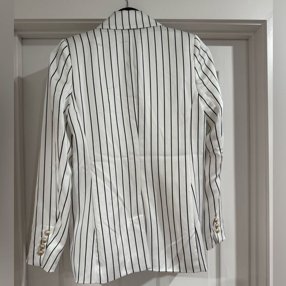 Generation Love Womens White Pinstripe Leighton Satin Blazer - Picture 8 of 12